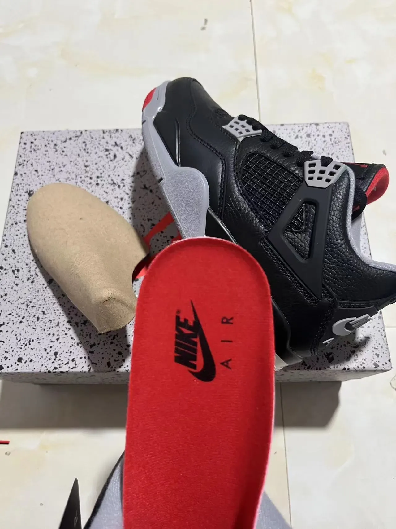 Air Jordan 4 Preto Vermelho Cinza Tênis de Basquete 10