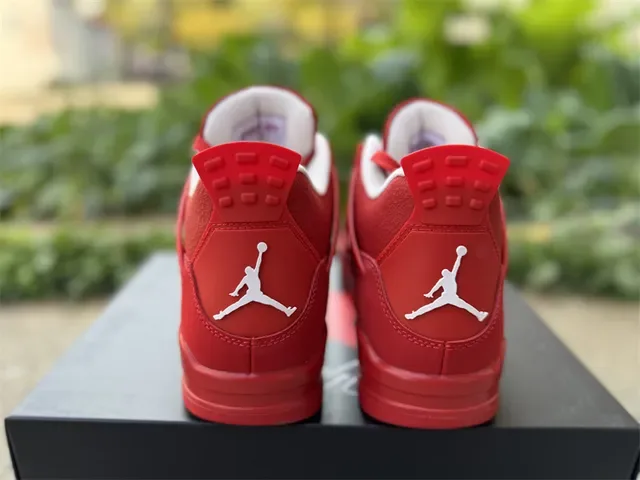 Air Jordan 4 Chaussures de Basketball Rouge Monochrome 11