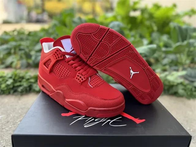 Air Jordan 4 Chaussures de Basketball Rouge Monochrome 15