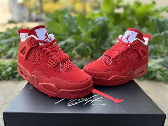 Air Jordan 4 Chaussures de Basketball Rouge Monochrome 17