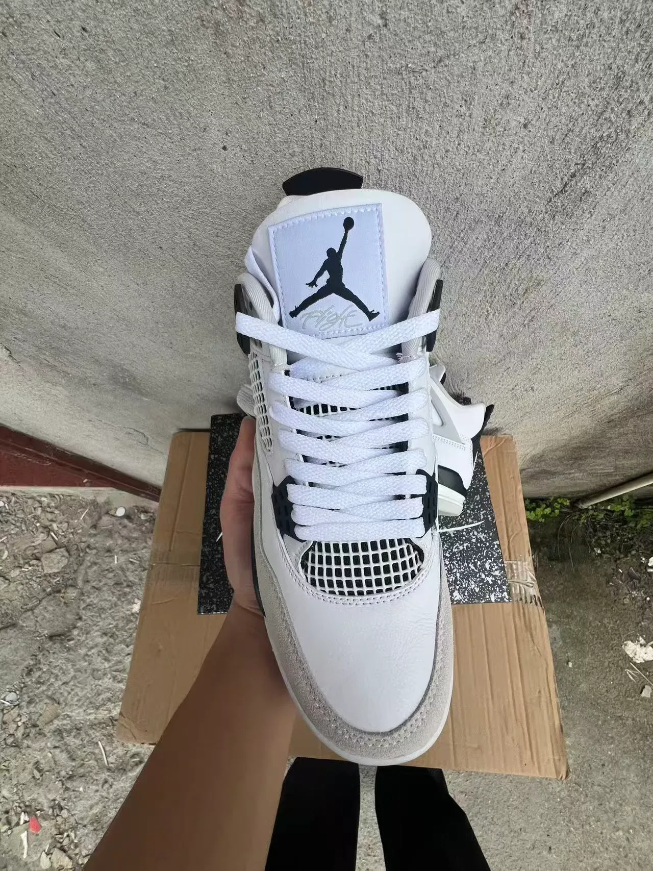 Air Jordan 4 Branco Preto Bege Tênis de Basquete 3