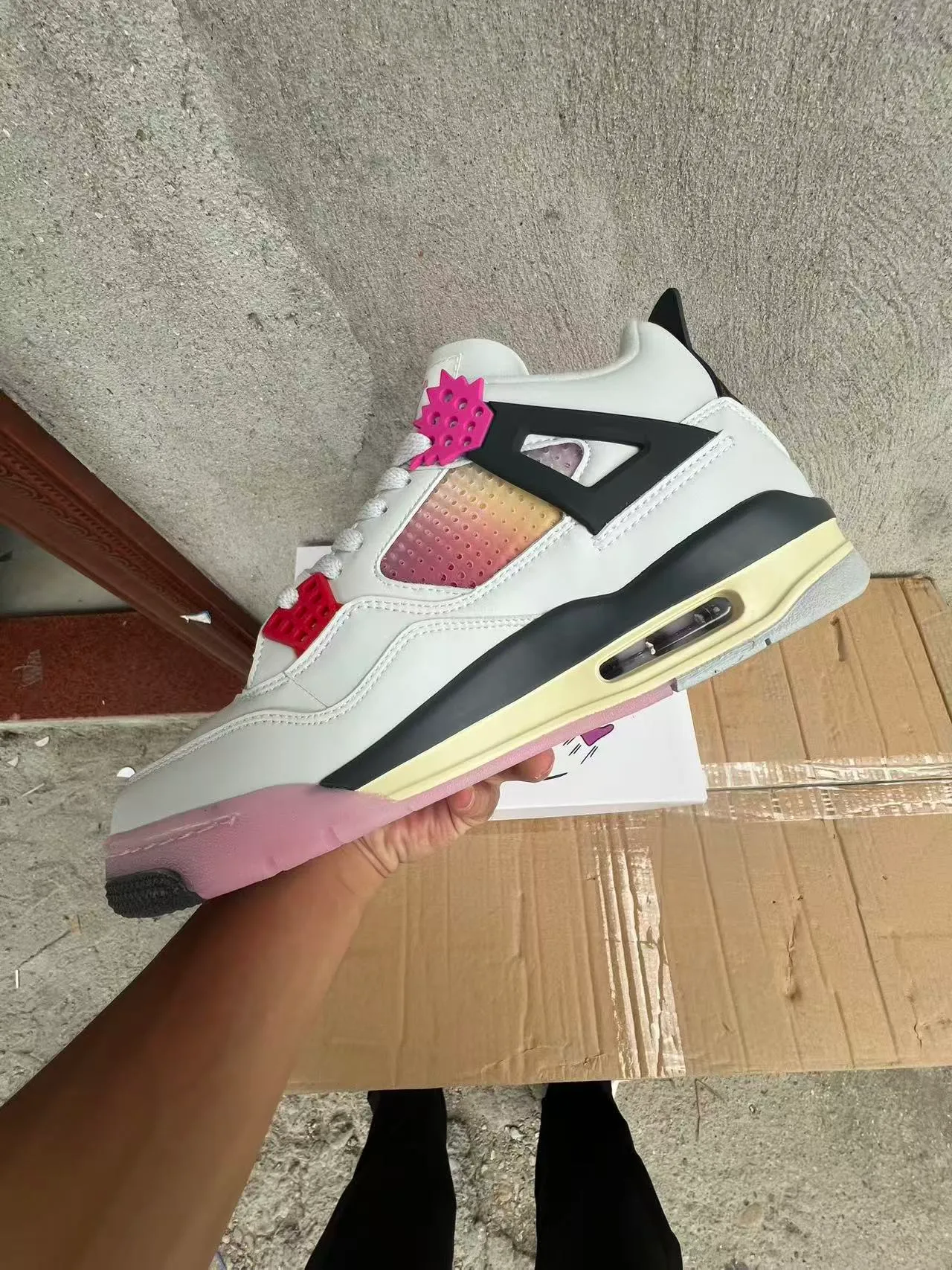 Air Jordan 4 White Black Pink Gradient Basketball Shoes 5