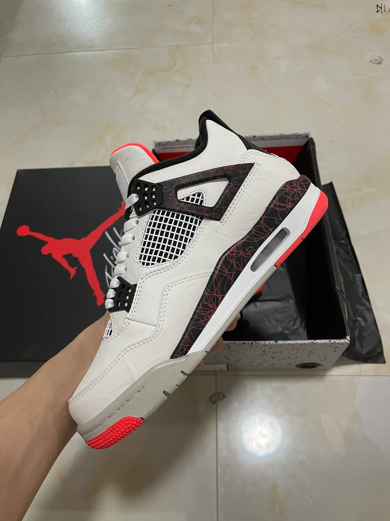 Air Jordan 4 White Black Red Crackle Basketball Shoes 5