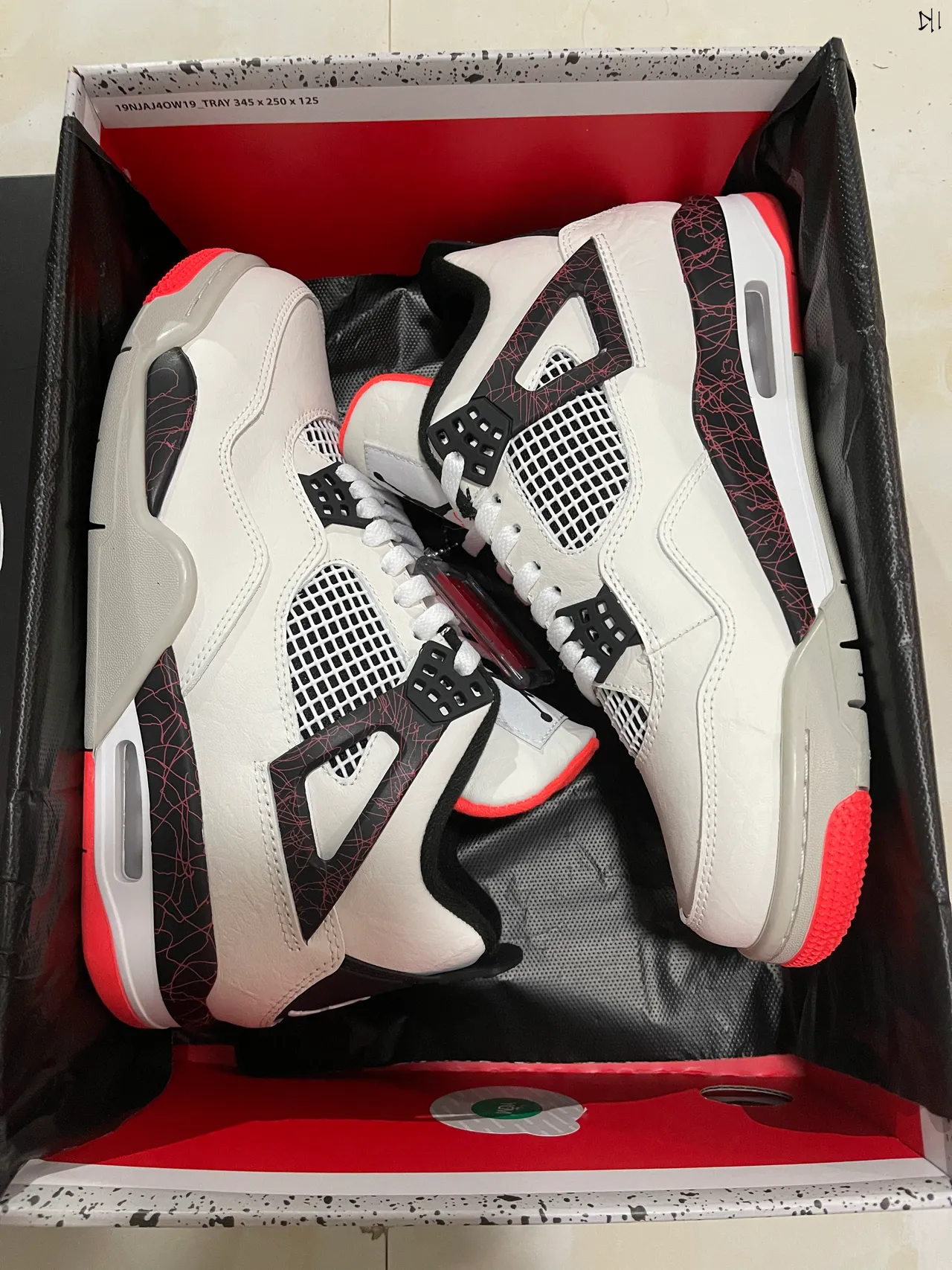 Air Jordan 4 White Black Red Crackle Basketball Shoes 8