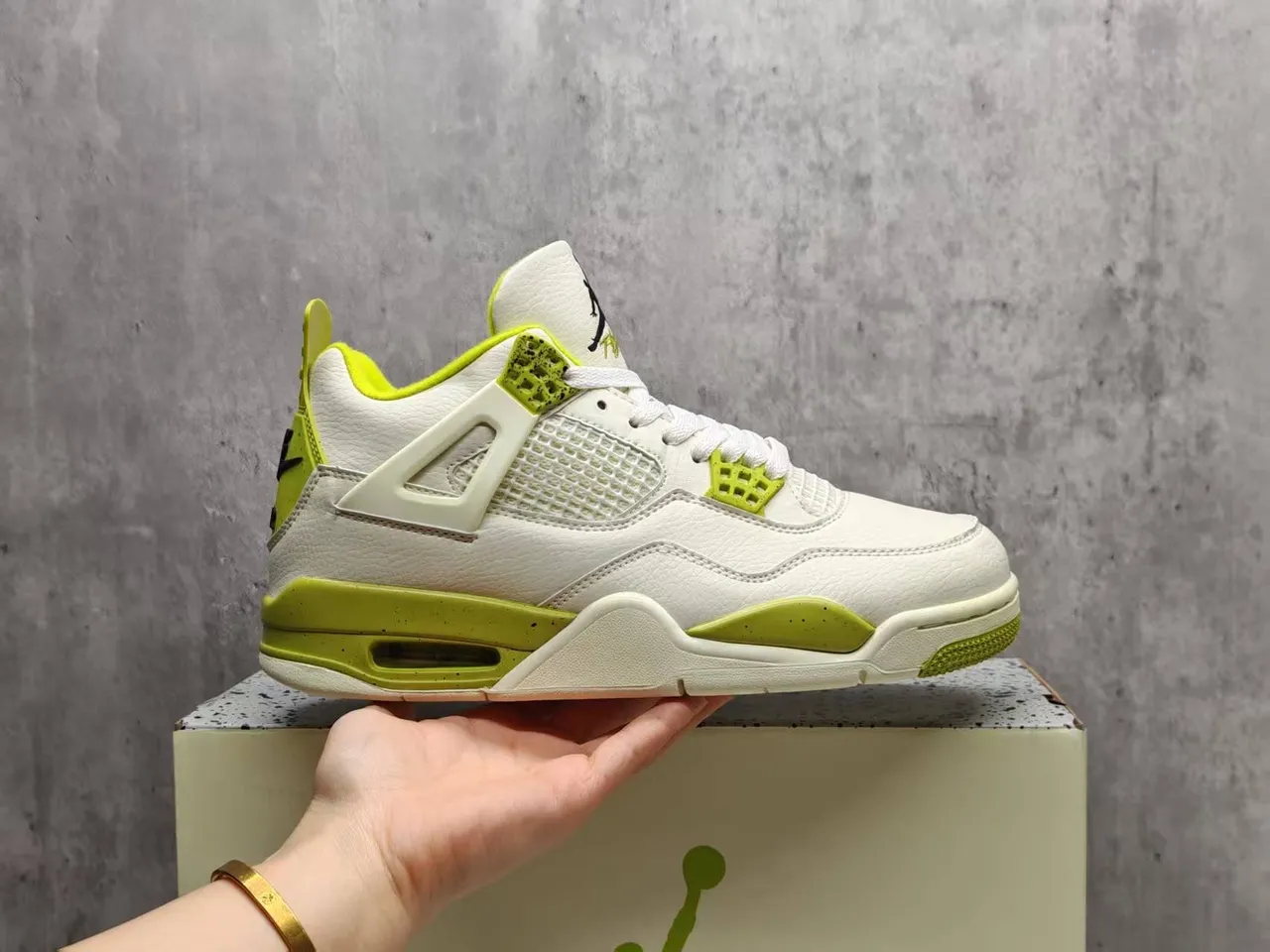 Air Jordan 4 White Lime Green Basketball Shoes 9