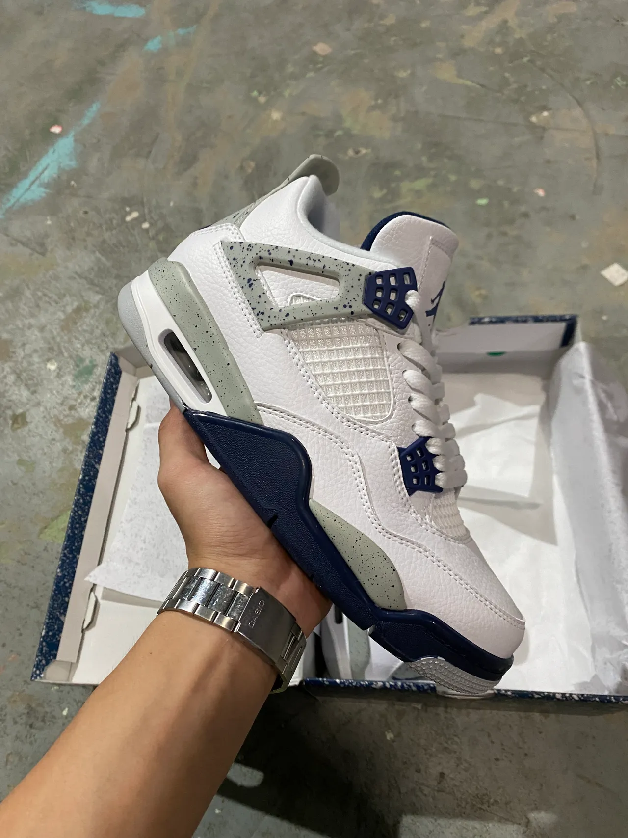 Air Jordan 4 White Navy Speckled Basketball Shoes 2