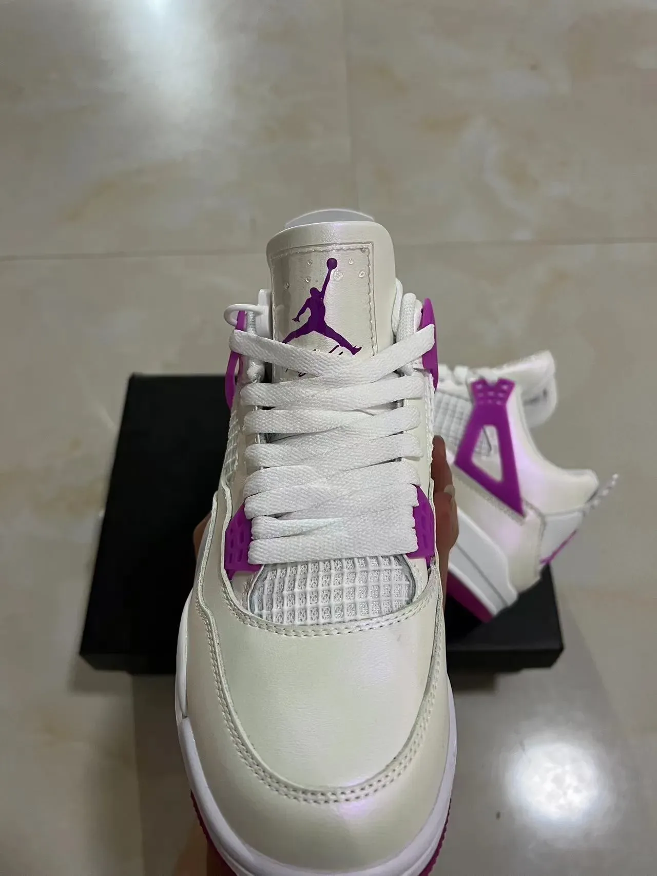 Air Jordan 4 Branco Roxo Tênis de Basquete 3