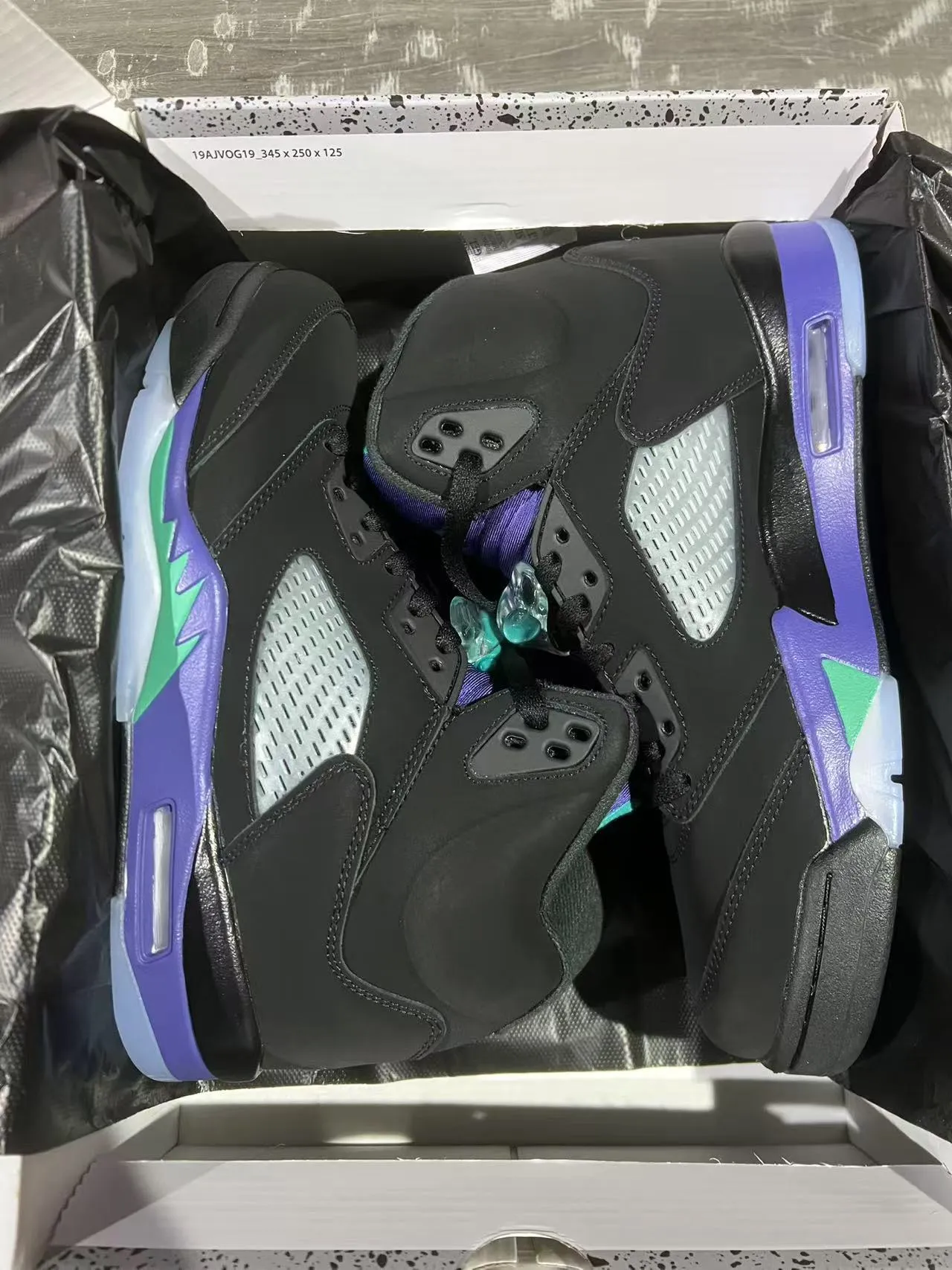 Air Jordan 5 Black Purple Green Lightning Bolt Basketball Shoes 9