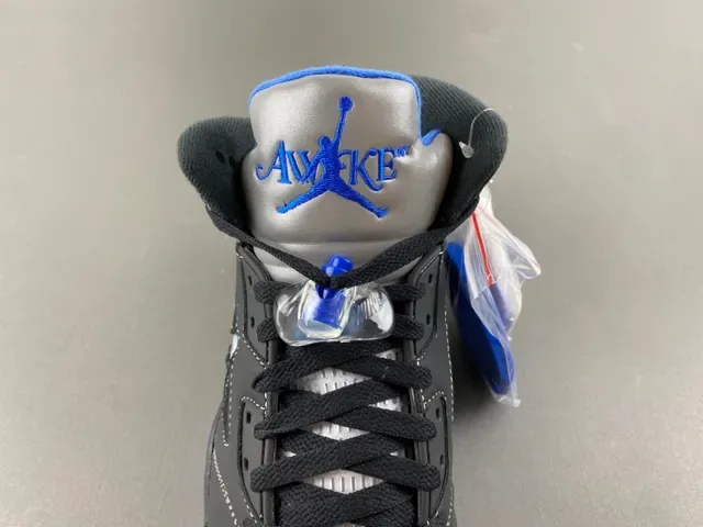 Air Jordan 5 Preto Azul Royal NY Tênis de Basquete 6