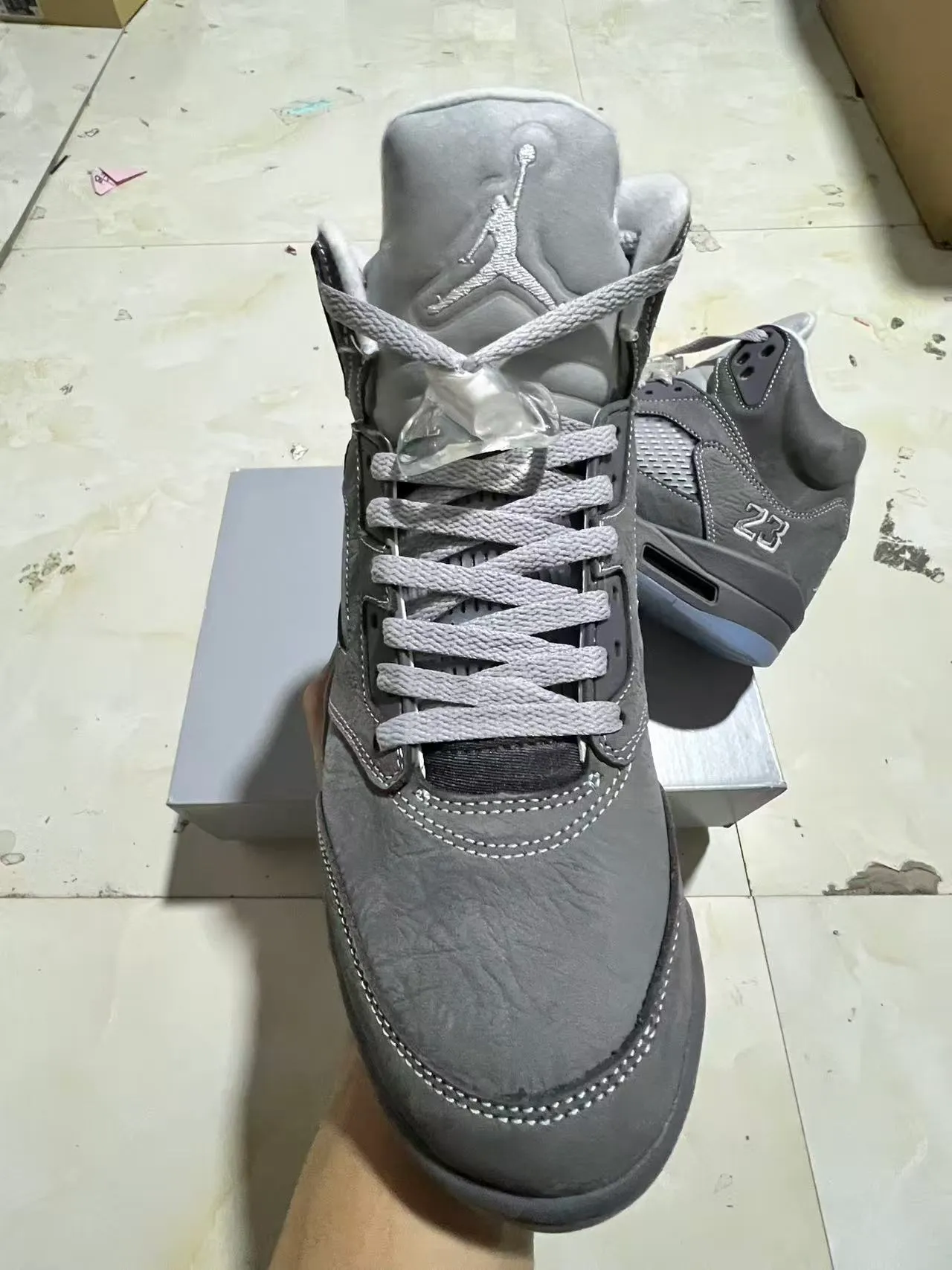 Air Jordan 5 Cinza Branco Azul Tênis de Basquete 3