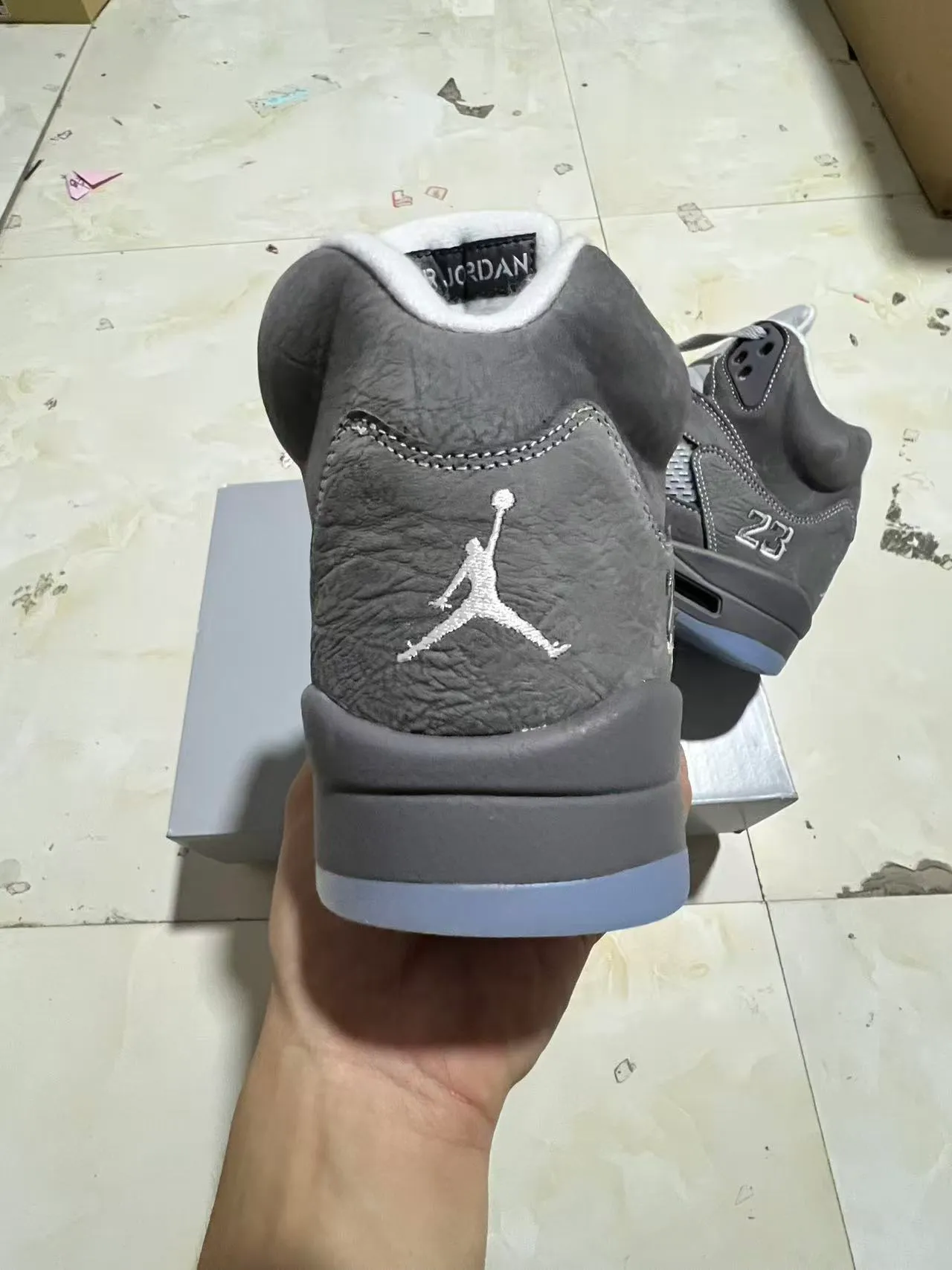 Air Jordan 5 Cinza Branco Azul Tênis de Basquete 8