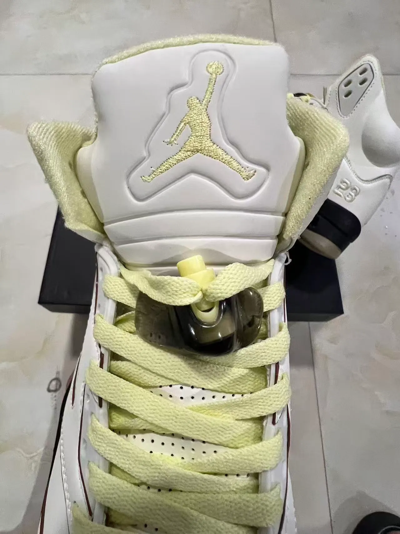 Air Jordan 5 White Black Lime Yellow Basketball Shoes 4