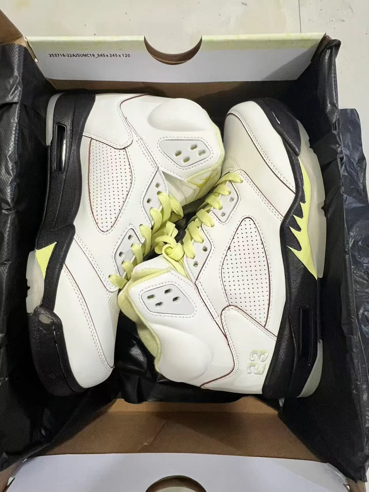 Air Jordan 5 White Black Lime Yellow Basketball Shoes 9