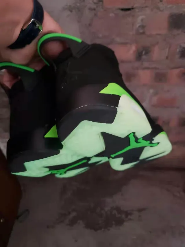 Air Jordan 6 Black Neon Green Basketball Shoes 2