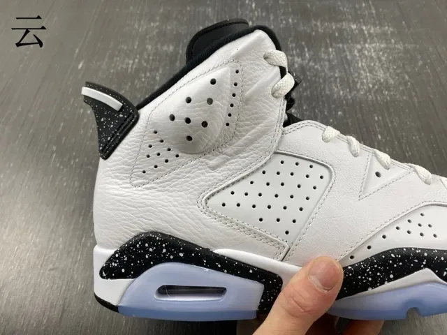 Air Jordan 6 White Black Speckle Light Blue Tênis de basquete 3
