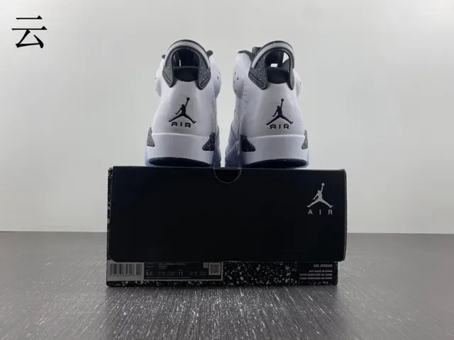 Air Jordan 6 White Black Speckle Light Blue Tênis de basquete 17
