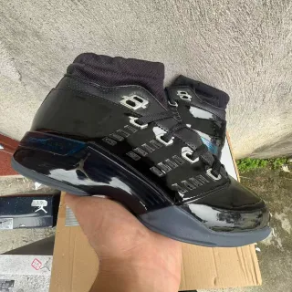 Air Jordan Black Gray Glossy Patent Leather Upper Metallic Lace Hardware Basketball Shoes