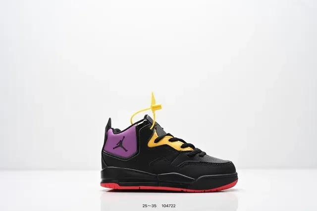 Air Jordan Black White Low-Top Lace-Up Lifestyle Sneakers 4