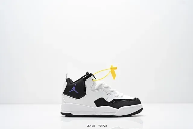 Air Jordan Black White Low-Top Lace-Up Lifestyle Sneakers 8