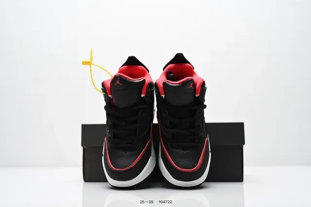 Air Jordan Black White Low-Top Lace-Up Lifestyle Sneakers 16