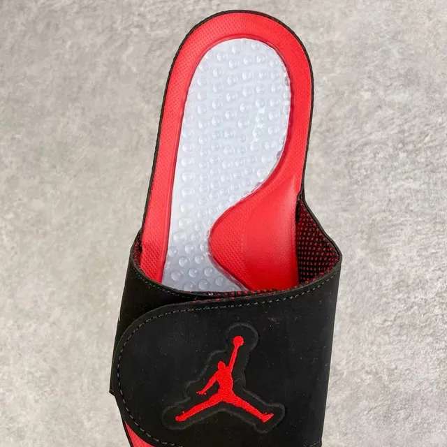 Claquettes Air Jordan Hydro Slide noir rouge argent éclair 2