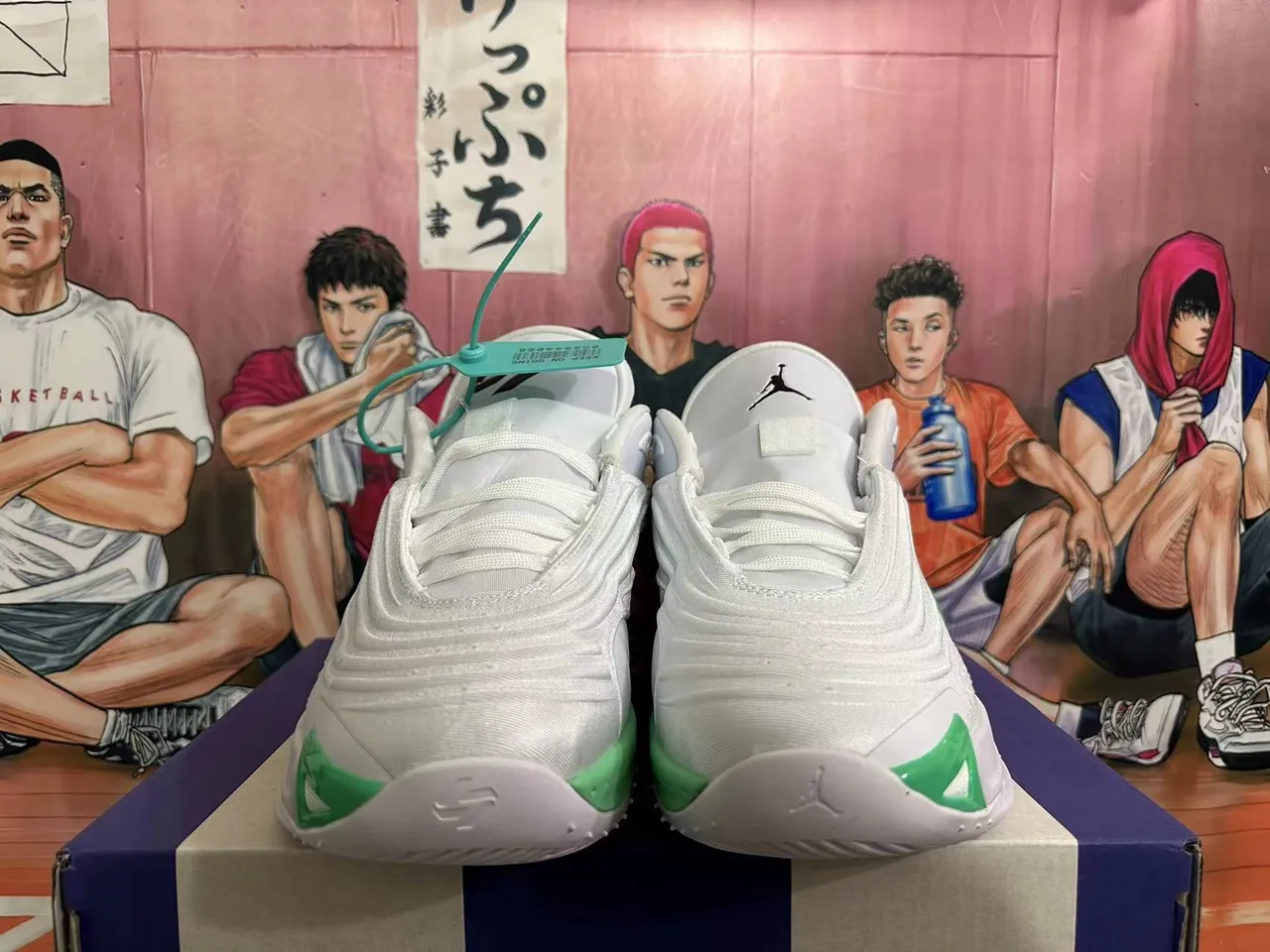 Chaussures de basketball Air Jordan ISOPLETE blanc vert néon 5