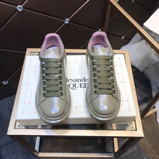 Alexander McQueen sneakers oversized, verde exército, roxo, sola de plataforma, upper de couro sintético suave, sneakers lifestyle 9