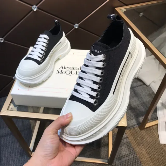Alexander McQueen Oversized Sneaker Black and White Lifestyle Sneakers 3