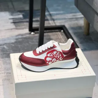 Alexander McQueen Oversized Sneaker White and Red Lifestyle Sneakers