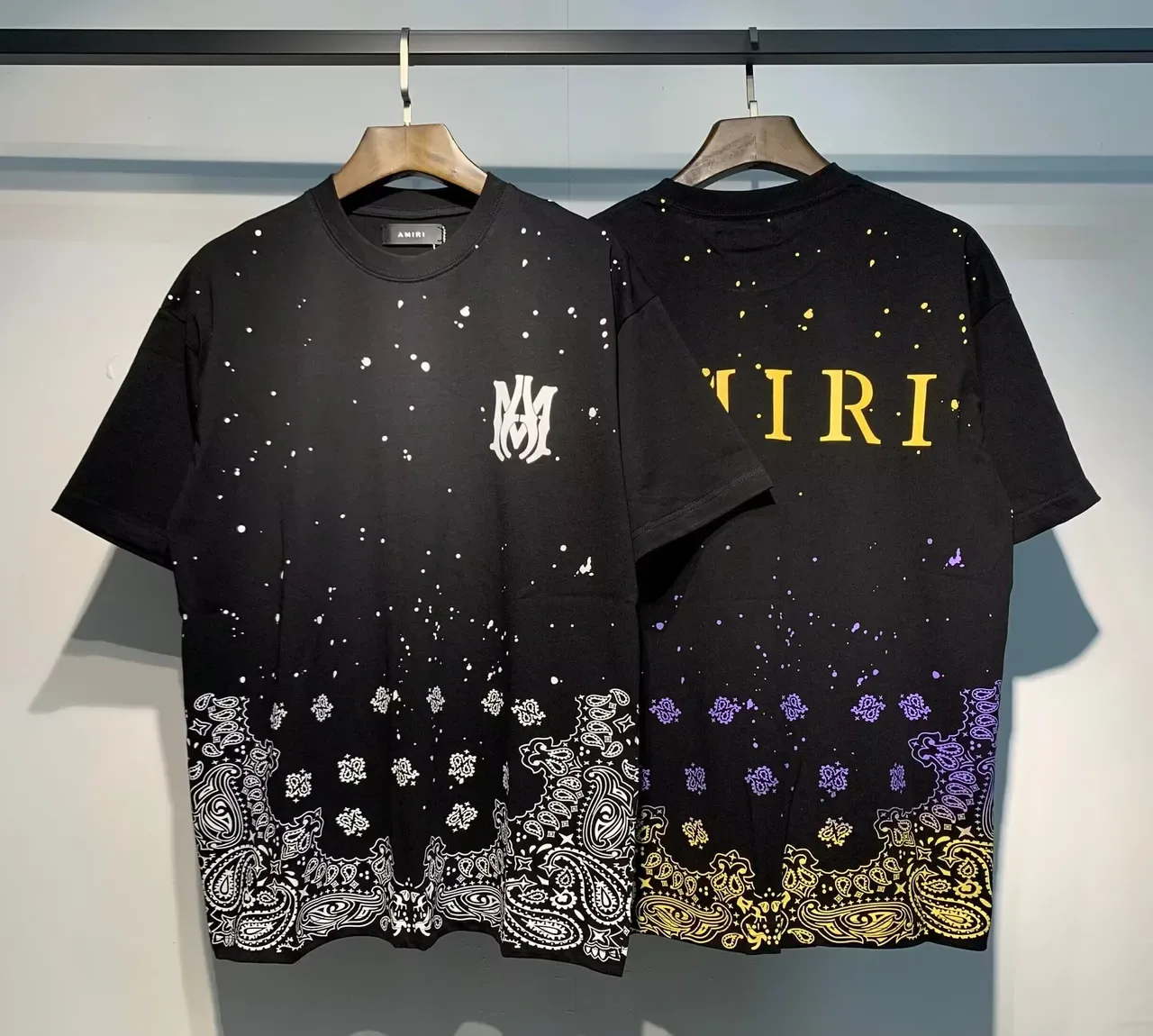 Amiri Gradient Speckle Bandana Hem T-Shirt 12