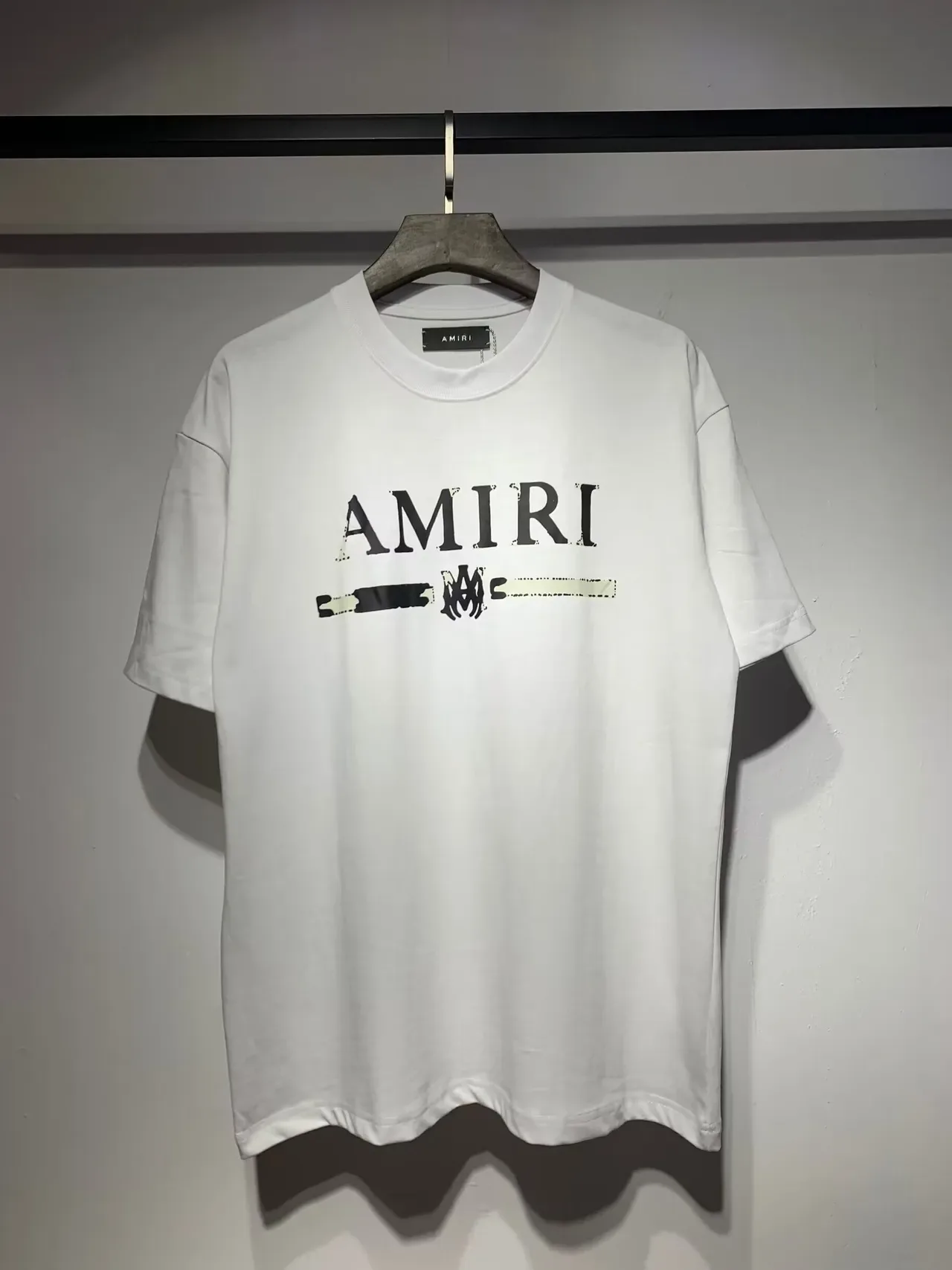 Amiri Graphic Logo T-Shirt 3