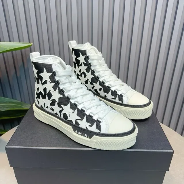 Amiri Skel Top High أسود أبيض طباعة نجم أحذية أسلوب حياة 8