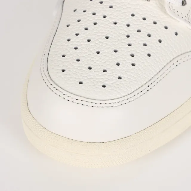 Amiri Skel-Top Low Off-White sneakers lifestyle en cuir 5