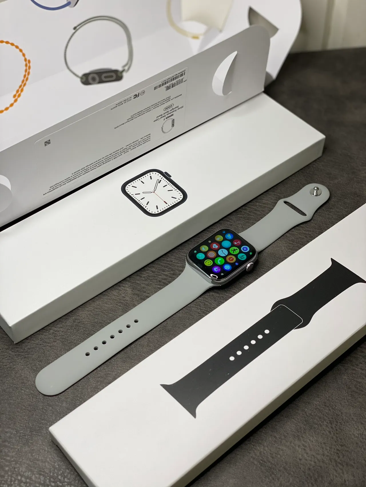 Apple Series 7 Silver Gray Flat-Edged Stainless Steel Case Light Silicone Sport Band Sports Watch 11