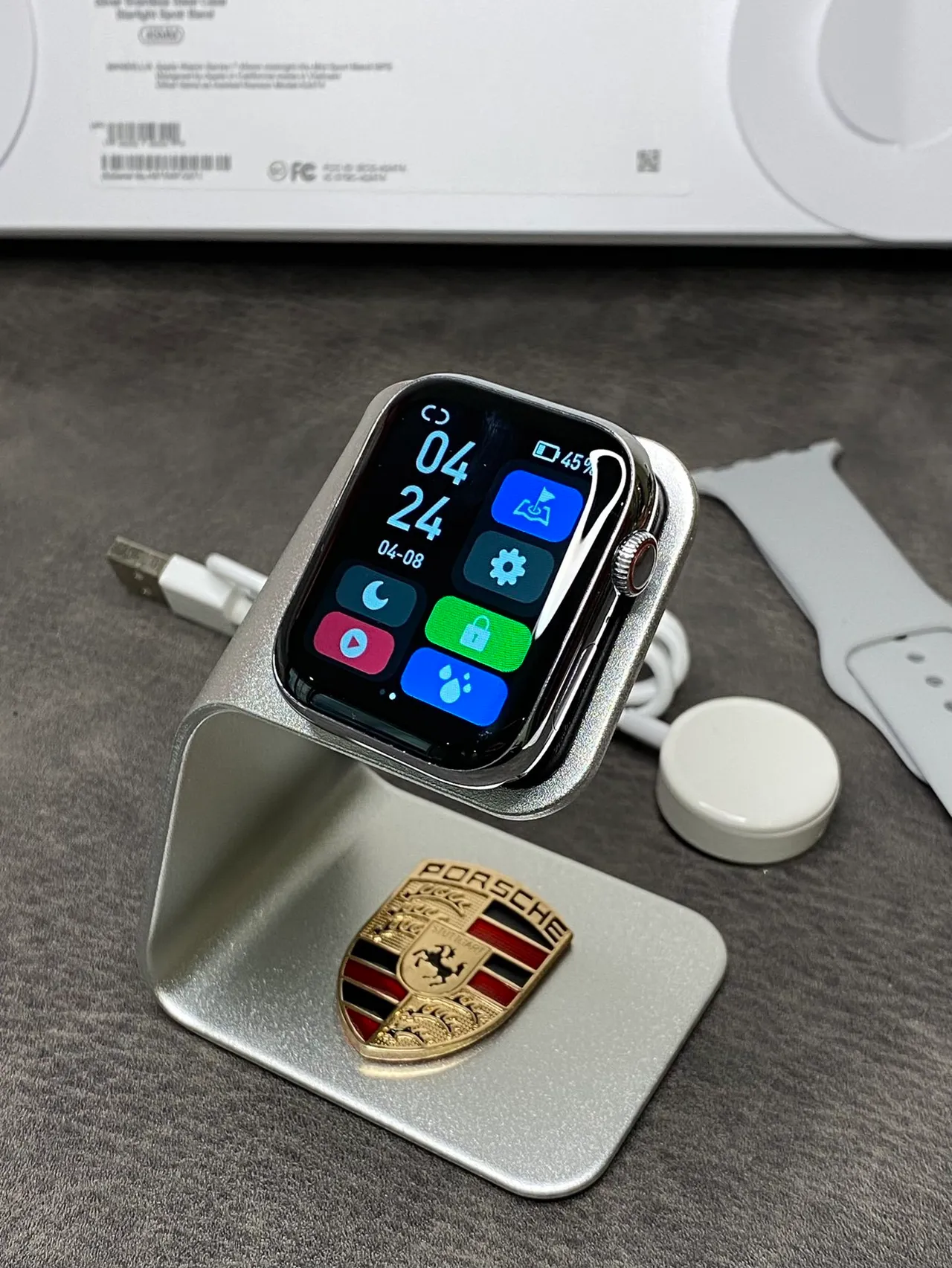 Apple Series 7 Silver Gray Flat-Edged Stainless Steel Case Light Silicone Sport Band Sports Watch 14