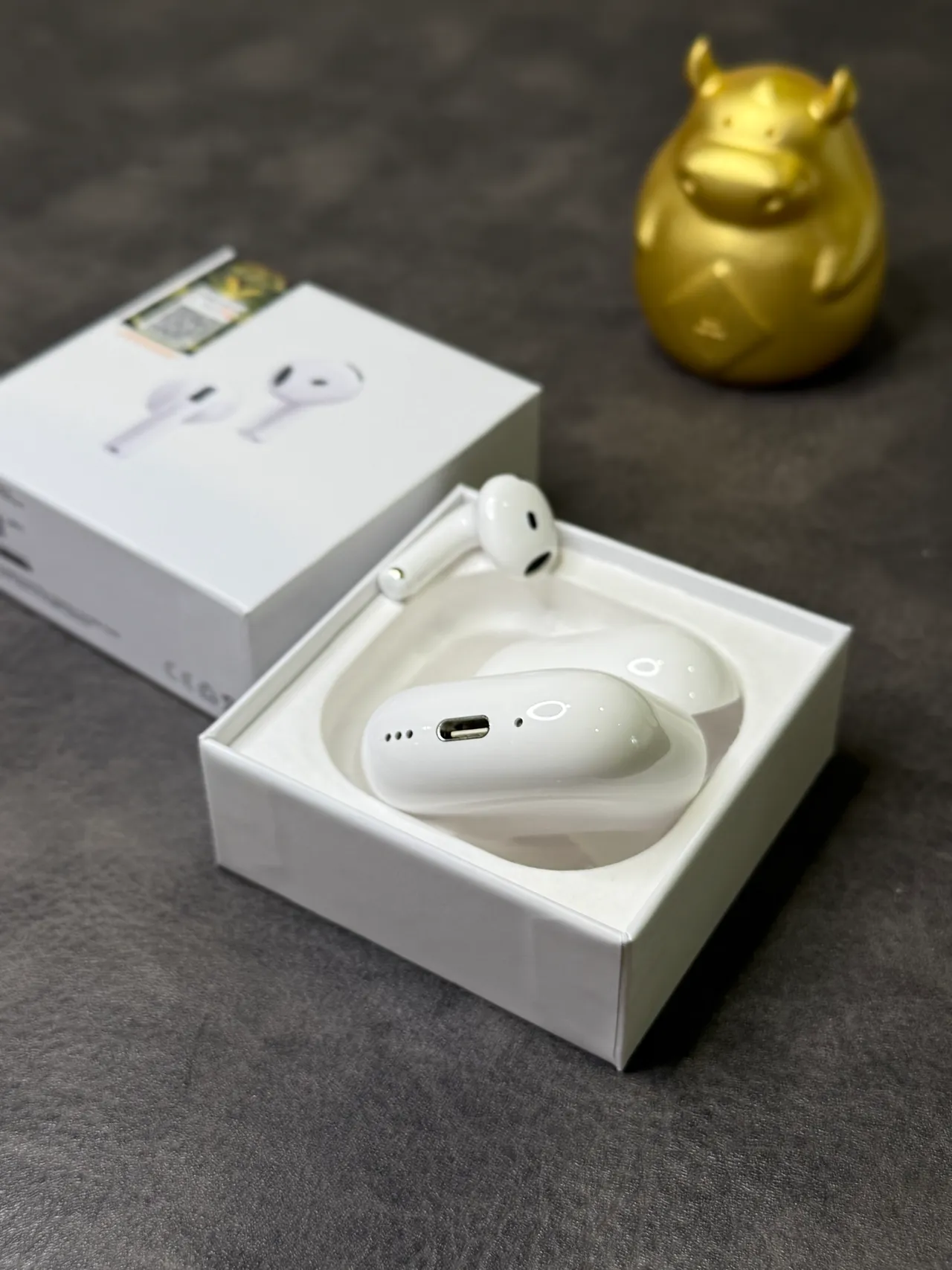 Apple White Black Stem-Style Open-Fit TWS Earbuds 2