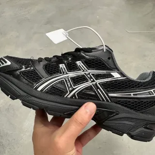 ASICS Gel-Kayano Black and Silver Running Shoes