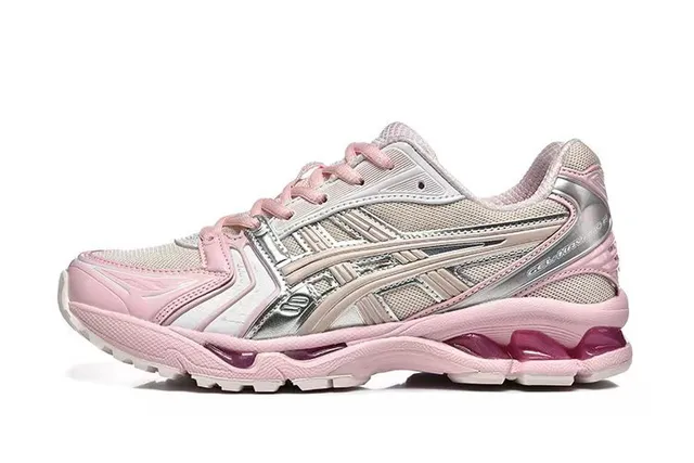 ASICS Gel-Kayano Pink and Silver Tênis de corrida 2