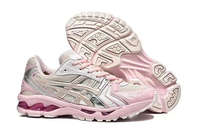 ASICS Gel-Kayano Pink and Silver Tênis de corrida 4