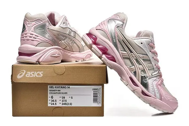 ASICS Gel-Kayano Pink and Silver Tênis de corrida 6