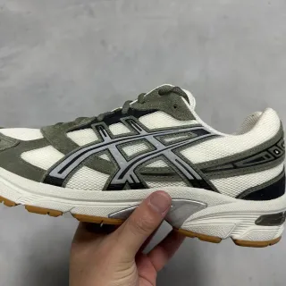 ASICS White Army Green Mesh And Suede Upper Visible GEL Cushioning Windows Sneakers