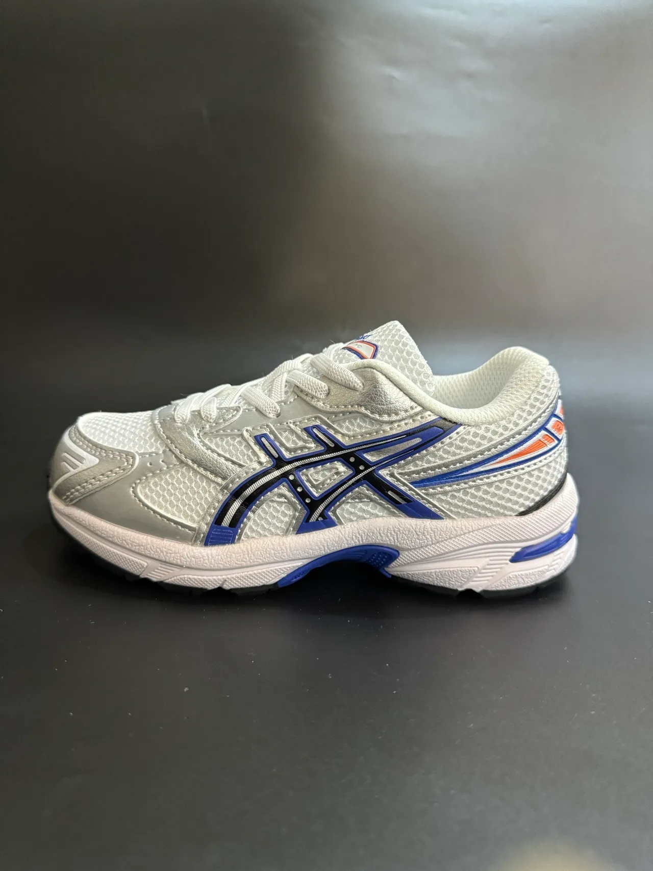 ASICS Branco Azul tênis de corrida low-top de malha e sintético superior 3