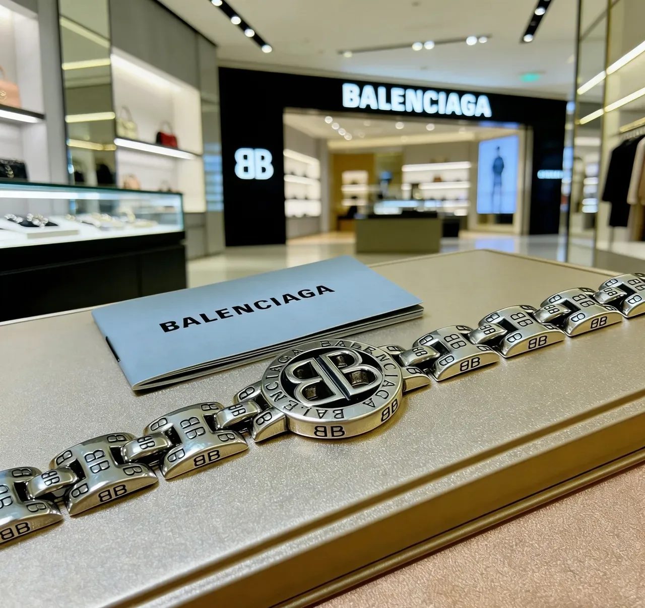 Balenciaga BB Pulseira Prata Preta Corrente Curb Grossa Links Gravados Bracelet 6