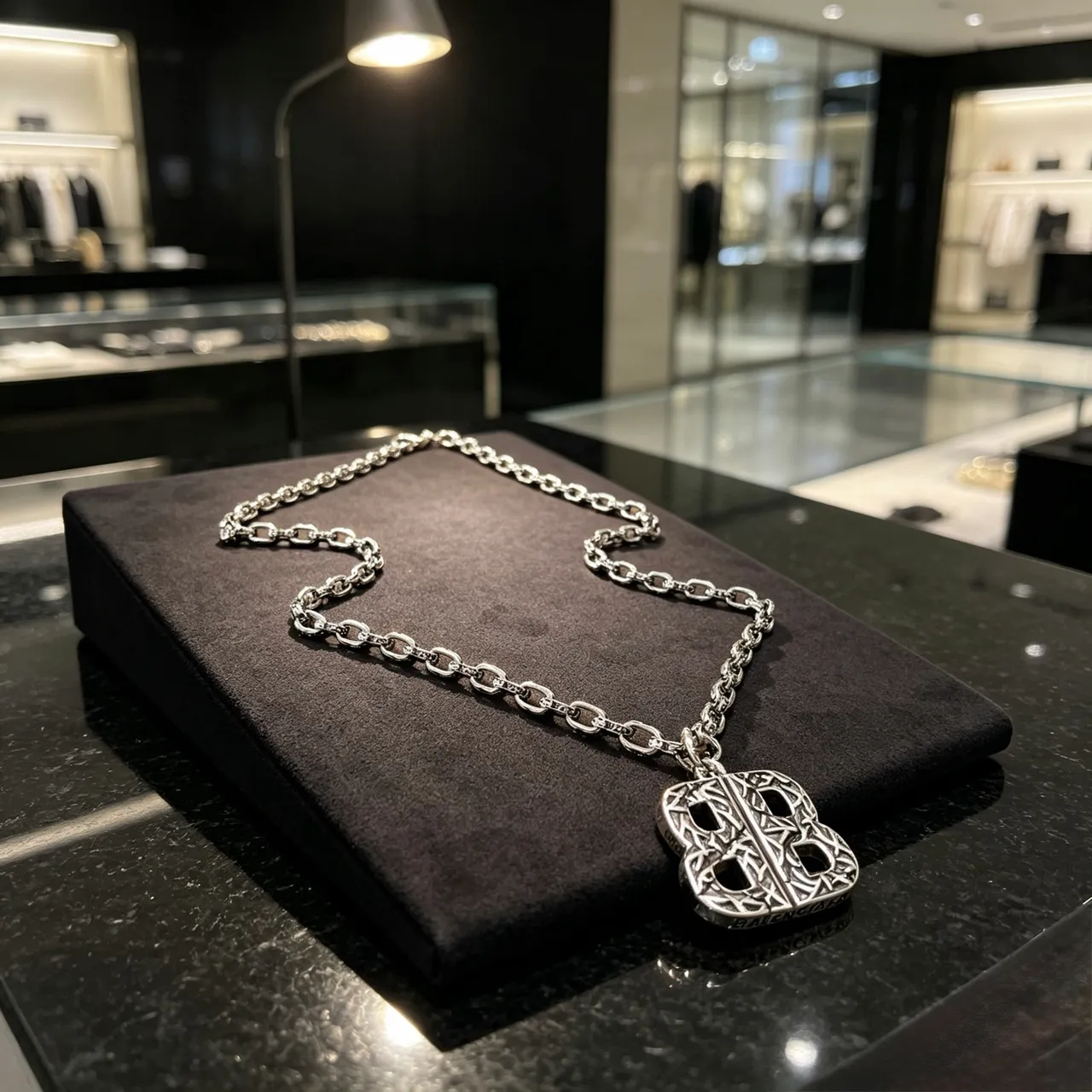 Balenciaga BB Monogram Prata Preto Corrente de Elos Pesados Pingente Ornado 8