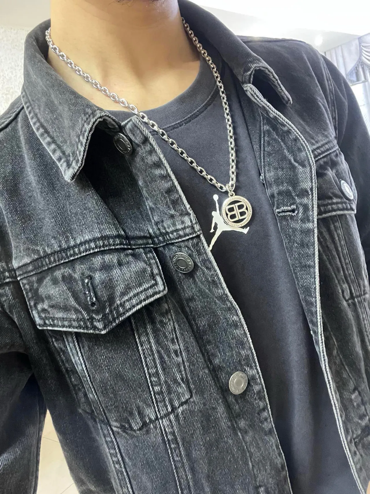Balenciaga BB Pendant Necklace Colar com corrente de prata 8