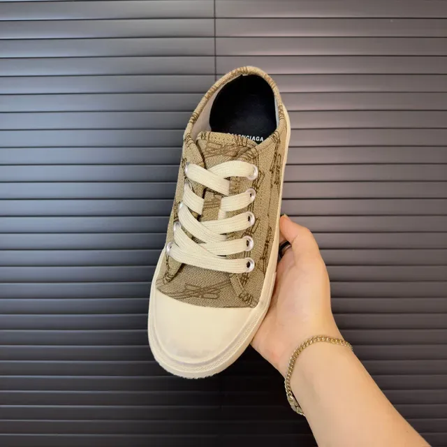 Balenciaga Beige White Monogrammed Canvas Upper Creamy Rubber Sole Lifestyle Sneakers 5