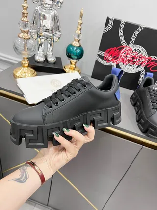 Balenciaga Defender Preto Greek Key tênis chunky 3