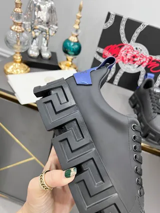 Balenciaga Defender Preto Greek Key tênis chunky 7