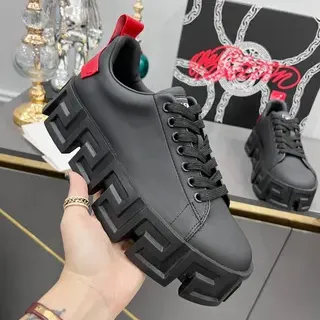 Balenciaga Defender أسود أحمر مفتاح يوناني سول منصة سميكة سنيكرز