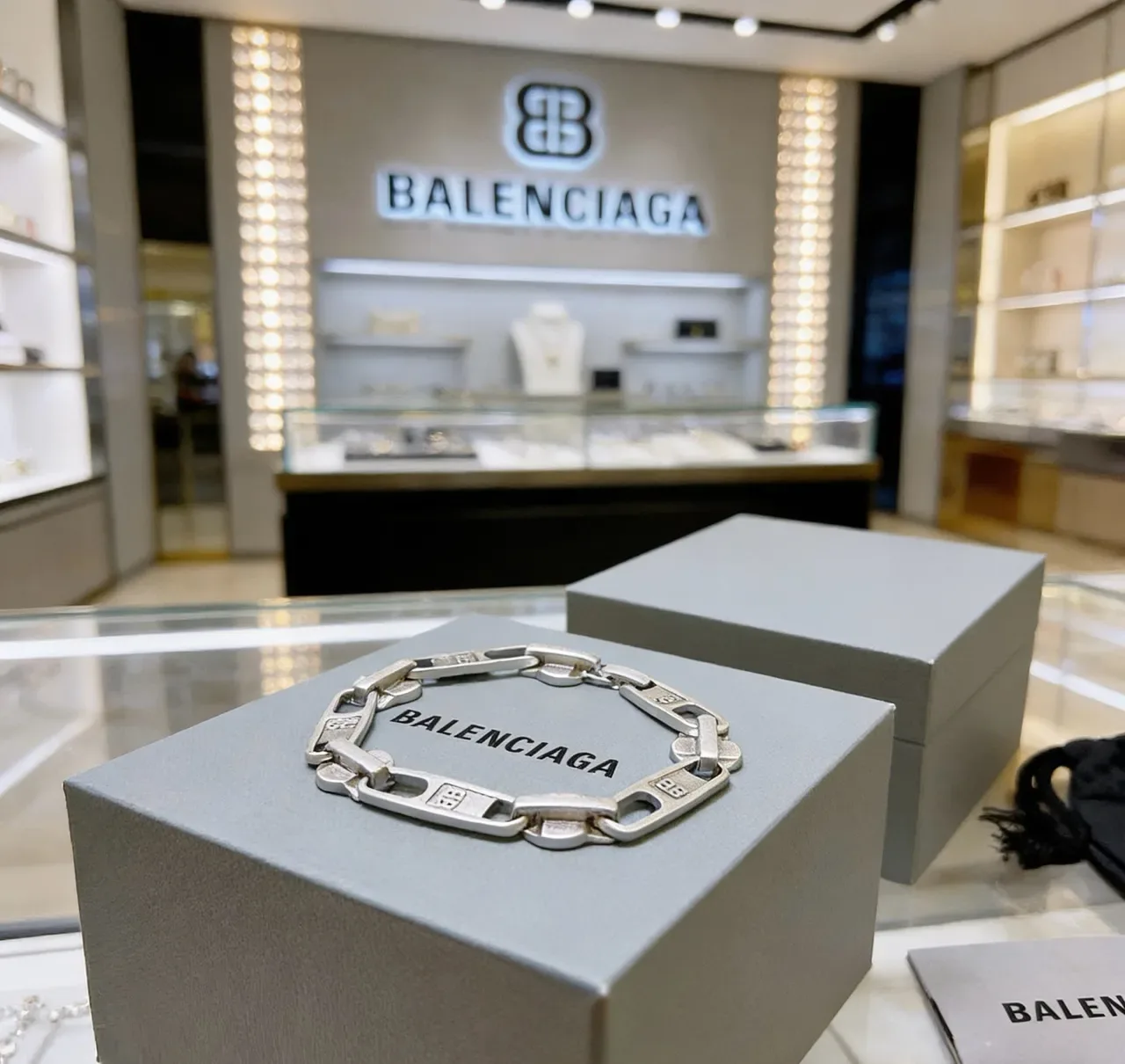 Balenciaga Chaîne Industrielle Maillon Argent Mat Métal Bracelet 6
